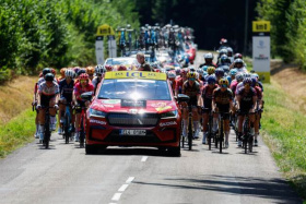 Škoda Auto opět podpořila Tour de France