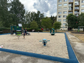 Na Vltavě se rozšířilo dětské hřiště